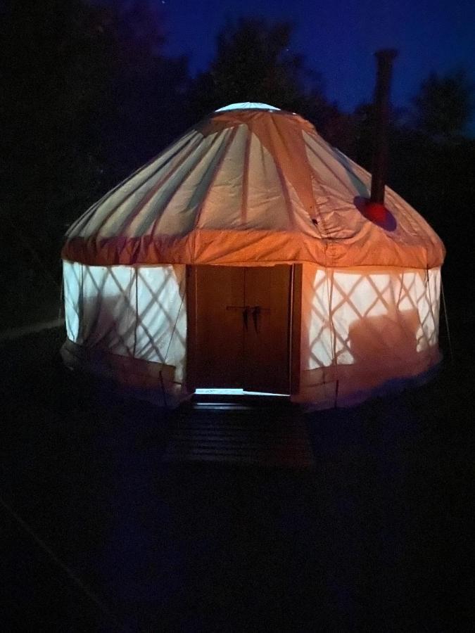 Mill Haven Place Glamping-Yurt 2 Haverfordwest Exterior photo